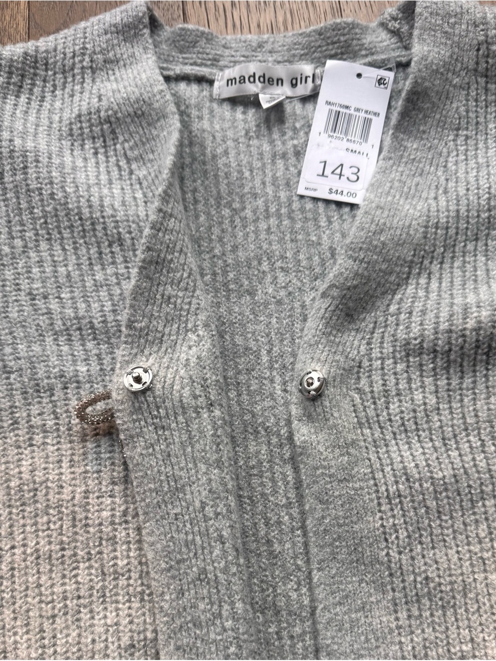 Madden Girl Light Gray Cropped Bow Detail V-Neck Cardigan - Picture 9 of 9